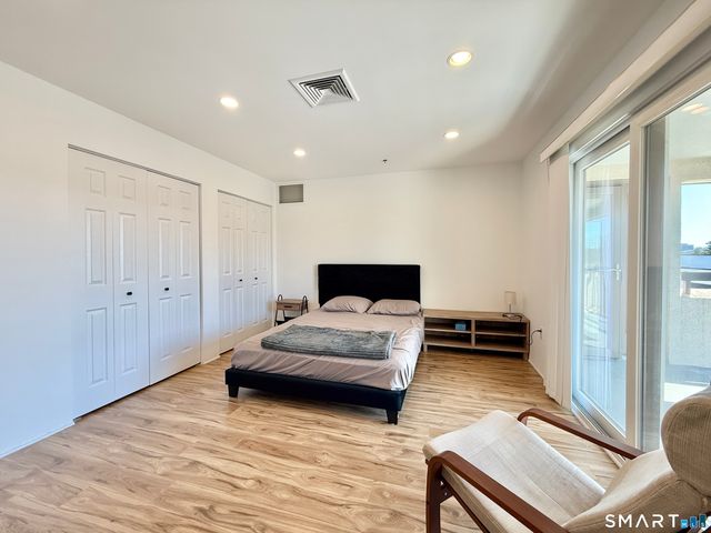 1633 Washington Boulevard 4D, Stamford, CT 06902