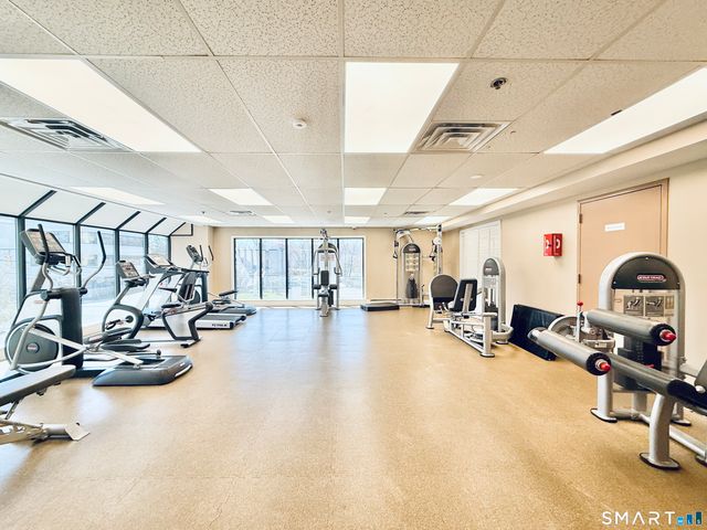 1633 Washington Boulevard 4D, Stamford, CT 06902