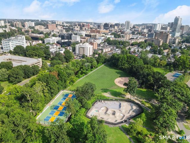 1633 Washington Boulevard 4D, Stamford, CT 06902