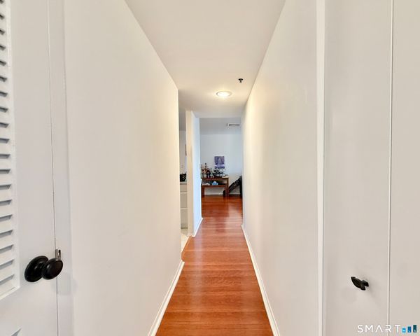 1633 Washington Boulevard 4D, Stamford, CT 06902