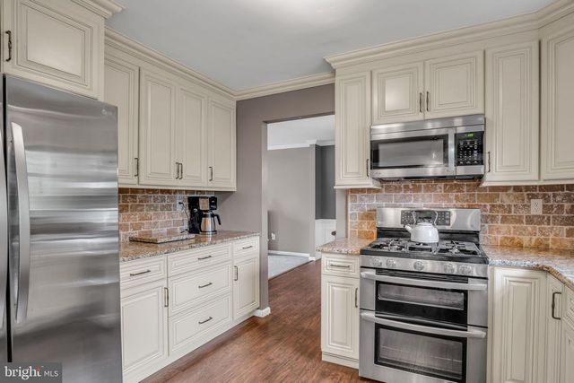 140 FINEVIEW RD, Camp Hill, PA 17011