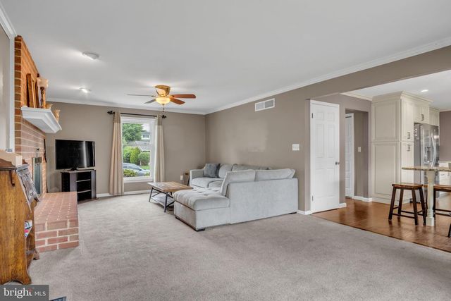 140 FINEVIEW RD, Camp Hill, PA 17011
