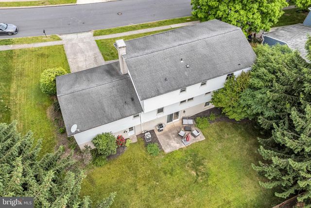 140 FINEVIEW RD, Camp Hill, PA 17011