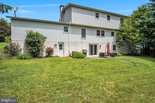 140 FINEVIEW RD, Camp Hill, PA 17011