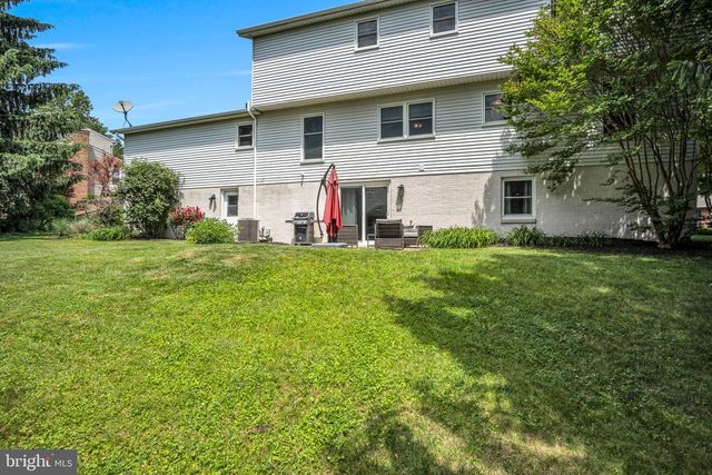 140 FINEVIEW RD, Camp Hill, PA 17011