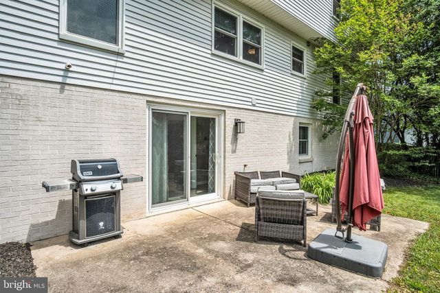 140 FINEVIEW RD, Camp Hill, PA 17011