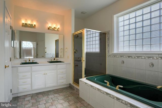 422 BOLLINGER RD, Littlestown, PA 17340