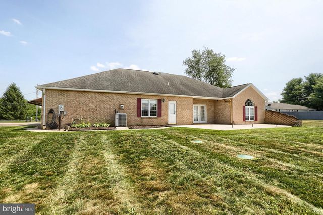 422 BOLLINGER RD, Littlestown, PA 17340