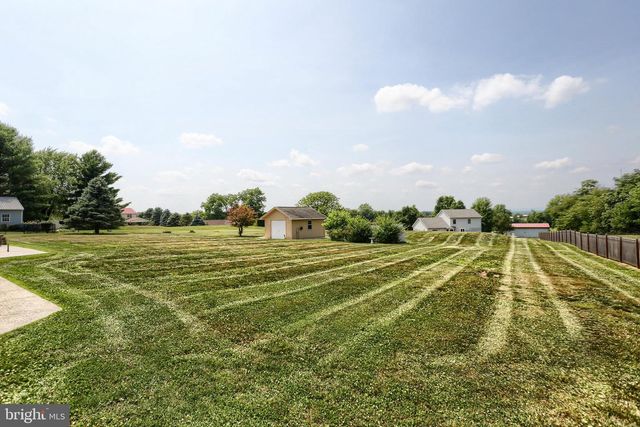 422 BOLLINGER RD, Littlestown, PA 17340