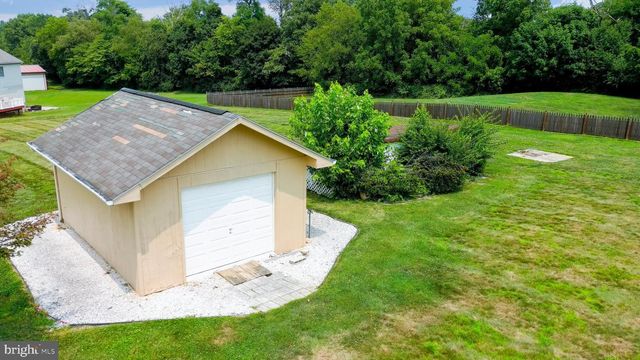 422 BOLLINGER RD, Littlestown, PA 17340