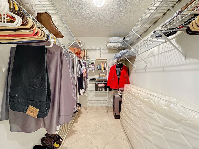 4930 E Sabal Palm Blvd 301, Tamarac, FL 33319