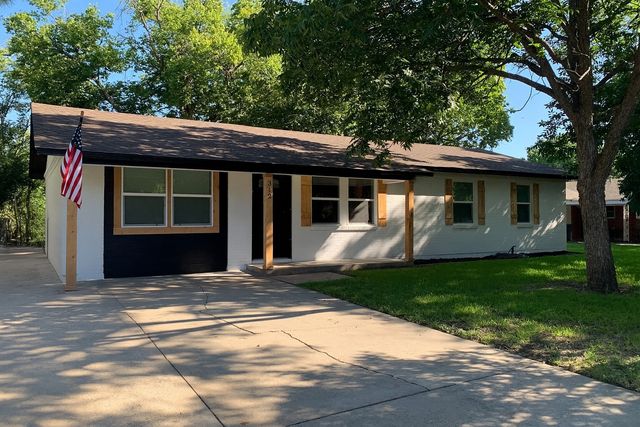312 SW Gamble Street, Burleson, TX 76028