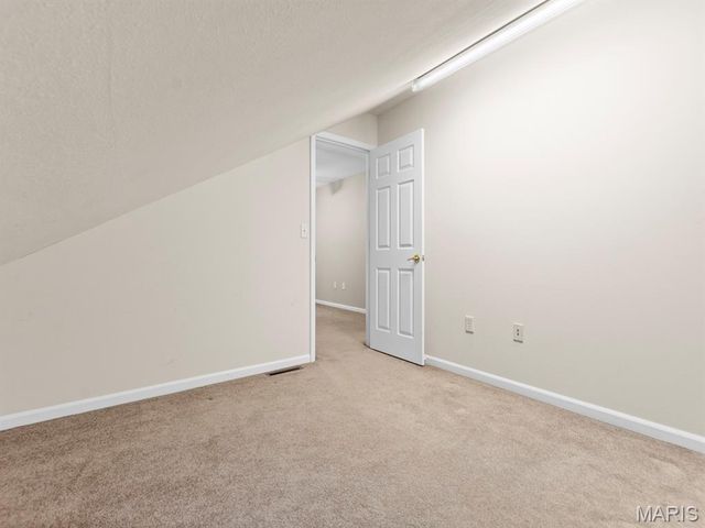 933 Georgetowne Drive, O'fallon, IL 62269