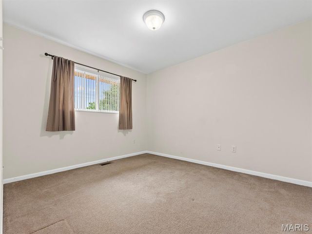 933 Georgetowne Drive, O'fallon, IL 62269