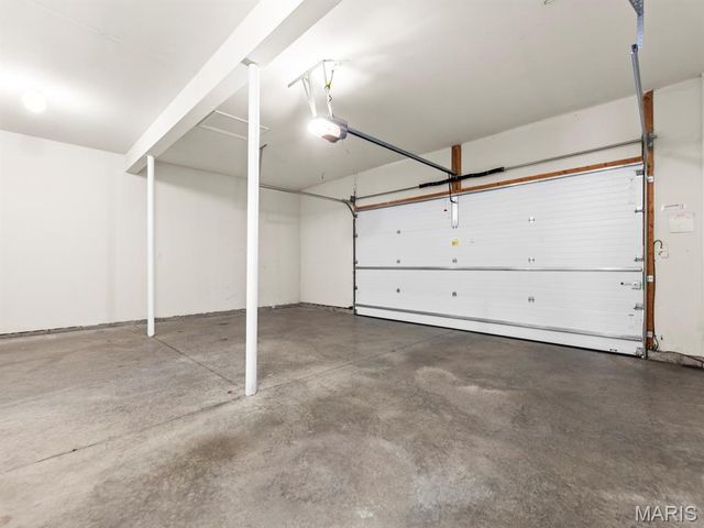 933 Georgetowne Drive, O'fallon, IL 62269