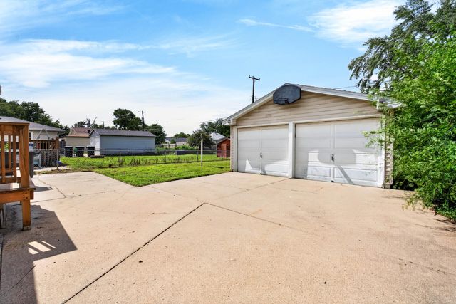 3212 3RD Avenue, Council Bluffs, IA 51501
