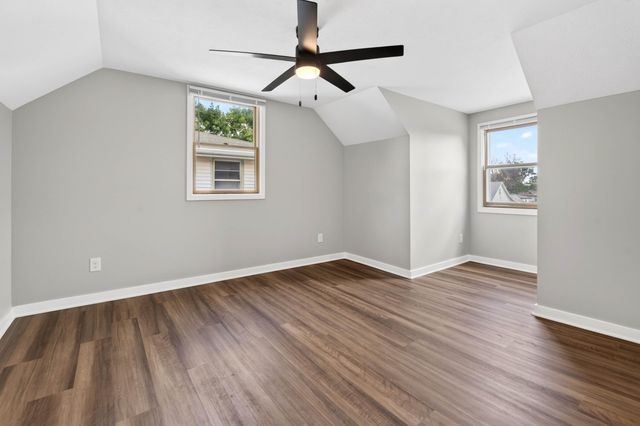 3212 3RD Avenue, Council Bluffs, IA 51501