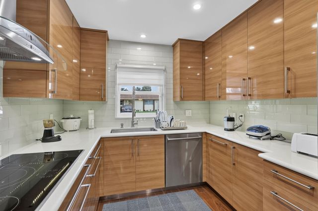 5730 Fernley Drive E 43, West Palm Beach, FL 33415