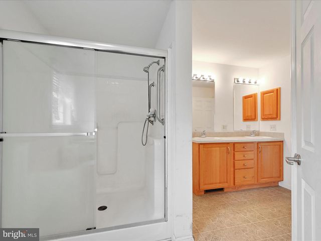 67 PARALLEL RD, Pine Grove, PA 17963