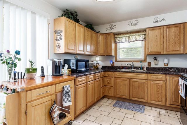 1305 Anthony Avenue, Janesville, WI 53546