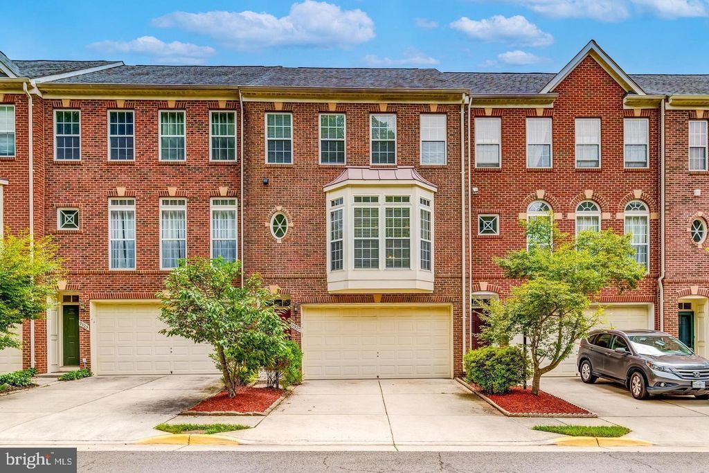 9327 HUNDITH HILL CT, Lorton, VA 22079