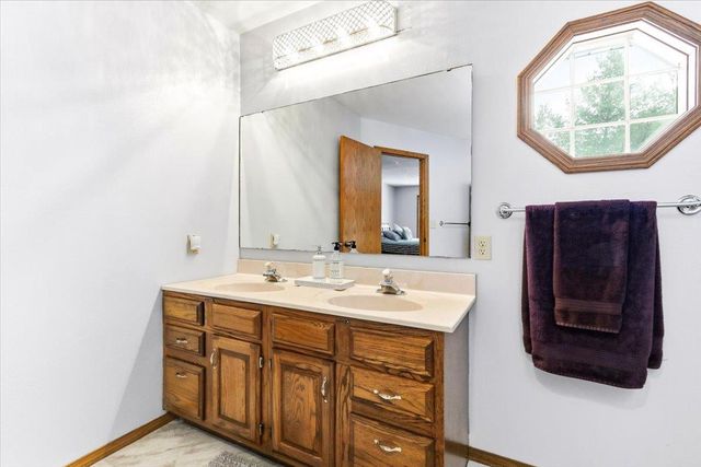 3630 NORTH VALLEY DRIVE, Wisconsin Rapids, WI 54494