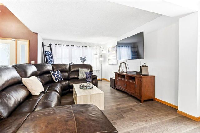 3630 NORTH VALLEY DRIVE, Wisconsin Rapids, WI 54494