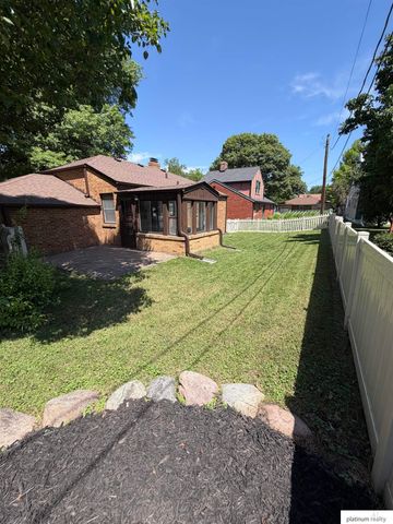 1511 S 61 Avenue, Omaha, NE 68106