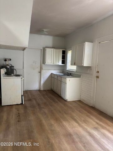 1836 MEHARRY Avenue, Jacksonville, FL 32209