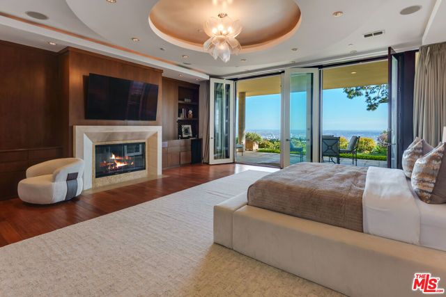 380 Trousdale Place, Beverly Hills, CA 90210