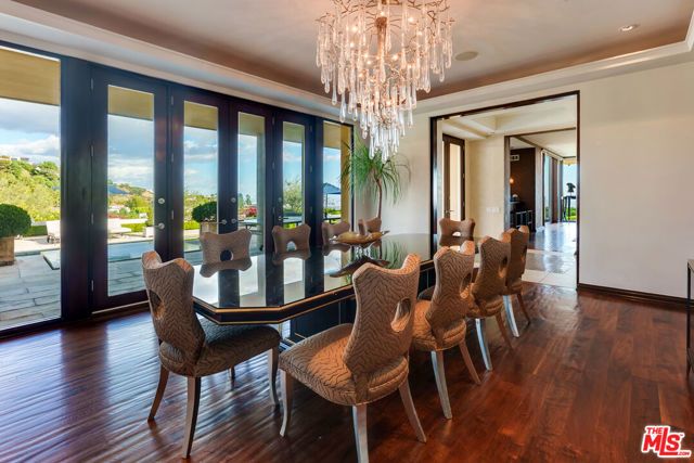 380 Trousdale Place, Beverly Hills, CA 90210