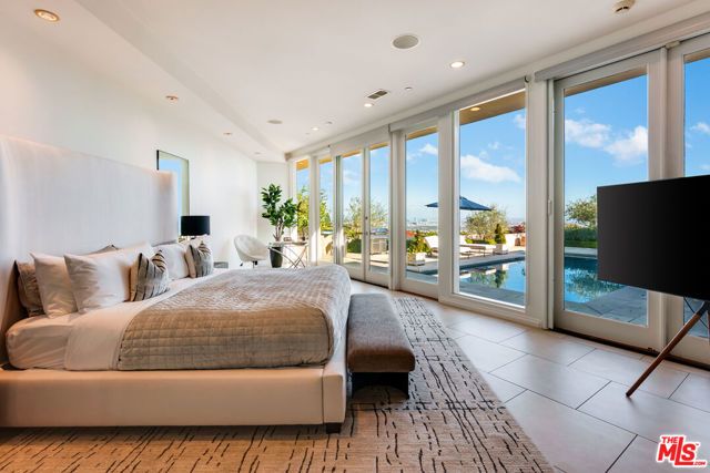 380 Trousdale Place, Beverly Hills, CA 90210