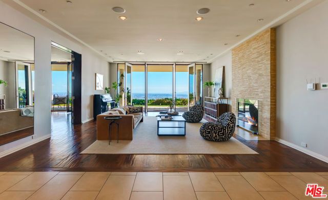 380 Trousdale Place, Beverly Hills, CA 90210