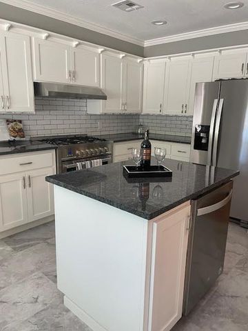 5827 Lookout Ct, Hathaway Pines, CA 95233