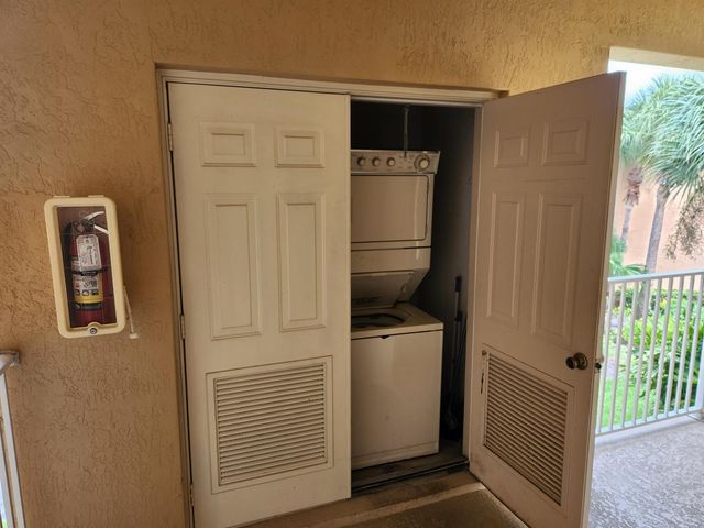 8913 Sandshot Court A, Port St. Lucie, FL 34986