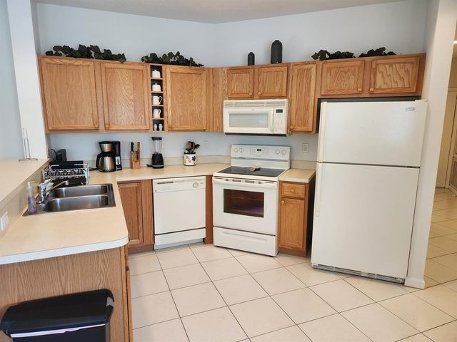 8913 Sandshot Court A, Port St. Lucie, FL 34986
