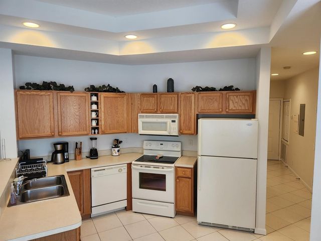 8913 Sandshot Court A, Port St. Lucie, FL 34986