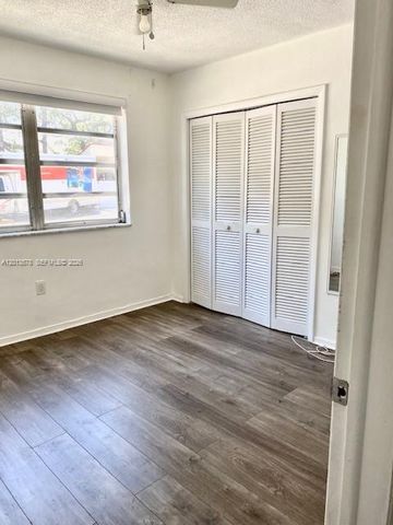 517 Menendez Ave -, Coral Gables, FL 33146