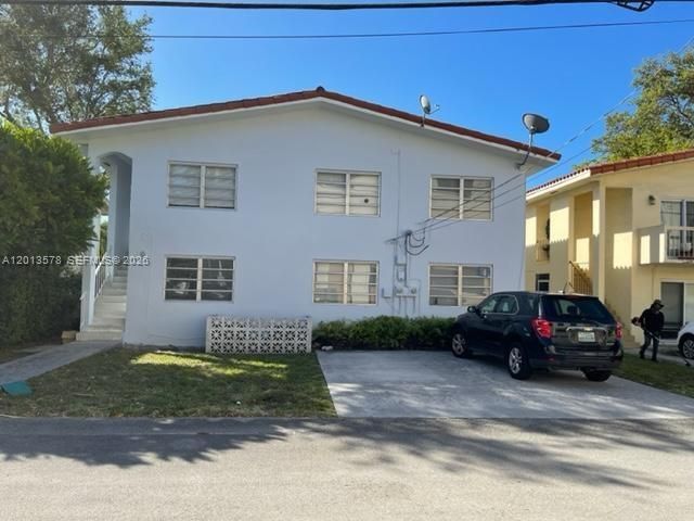 517 Menendez Ave -, Coral Gables, FL 33146