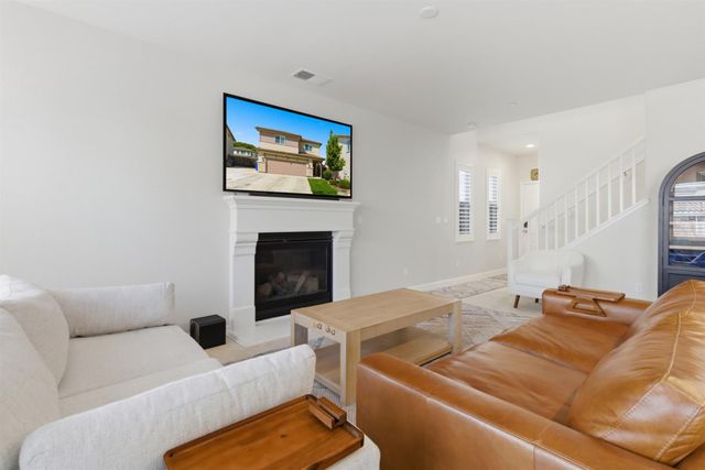 3148 Landmark Cir, Modesto, CA 95356