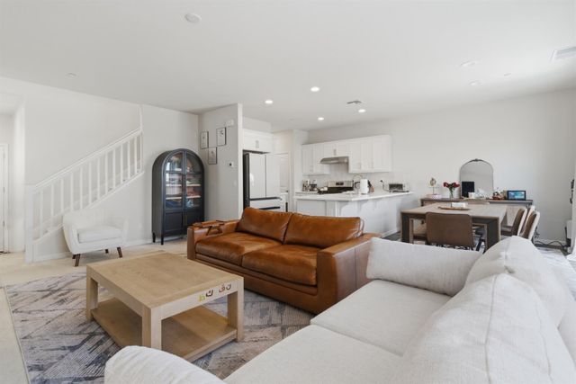 3148 Landmark Cir, Modesto, CA 95356