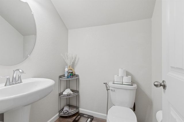 3148 Landmark Cir, Modesto, CA 95356
