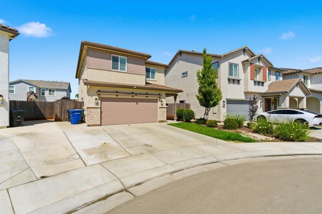 3148 Landmark Cir, Modesto, CA 95356