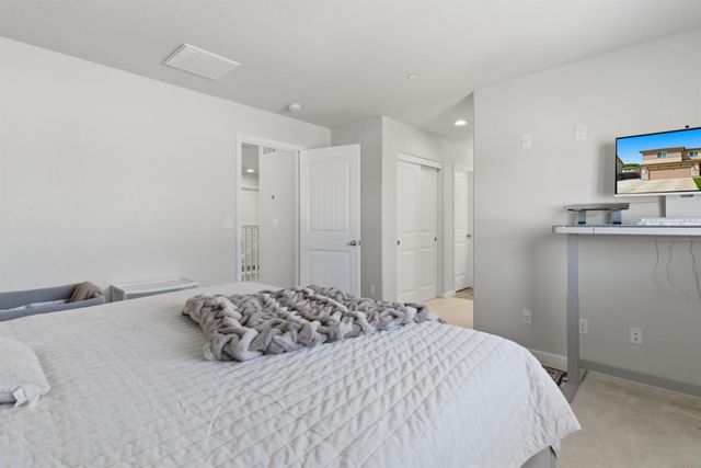 3148 Landmark Cir, Modesto, CA 95356