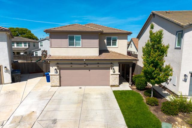 3148 Landmark Cir, Modesto, CA 95356