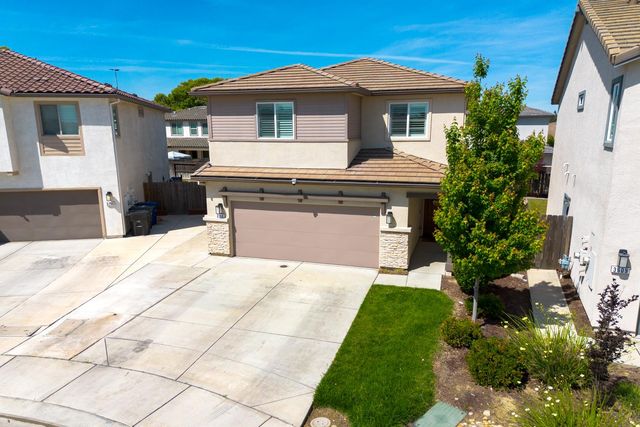 3148 Landmark Cir, Modesto, CA 95356