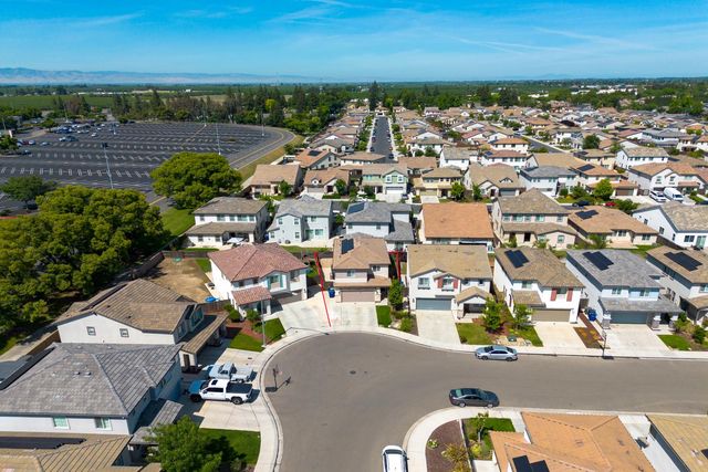 3148 Landmark Cir, Modesto, CA 95356