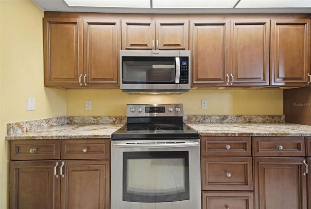 670 ISLAND WAY 807, Clearwater Beach, FL 33767