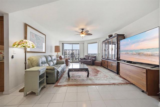 670 ISLAND WAY 807, Clearwater Beach, FL 33767