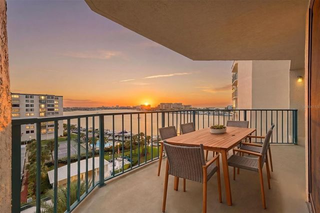 670 ISLAND WAY 807, Clearwater Beach, FL 33767